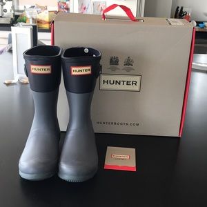 Hunter size 13 kids boots